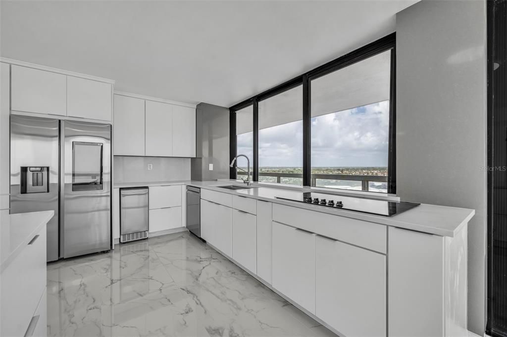For Rent: $8,800 (4 beds, 4 baths, 3423 Square Feet)