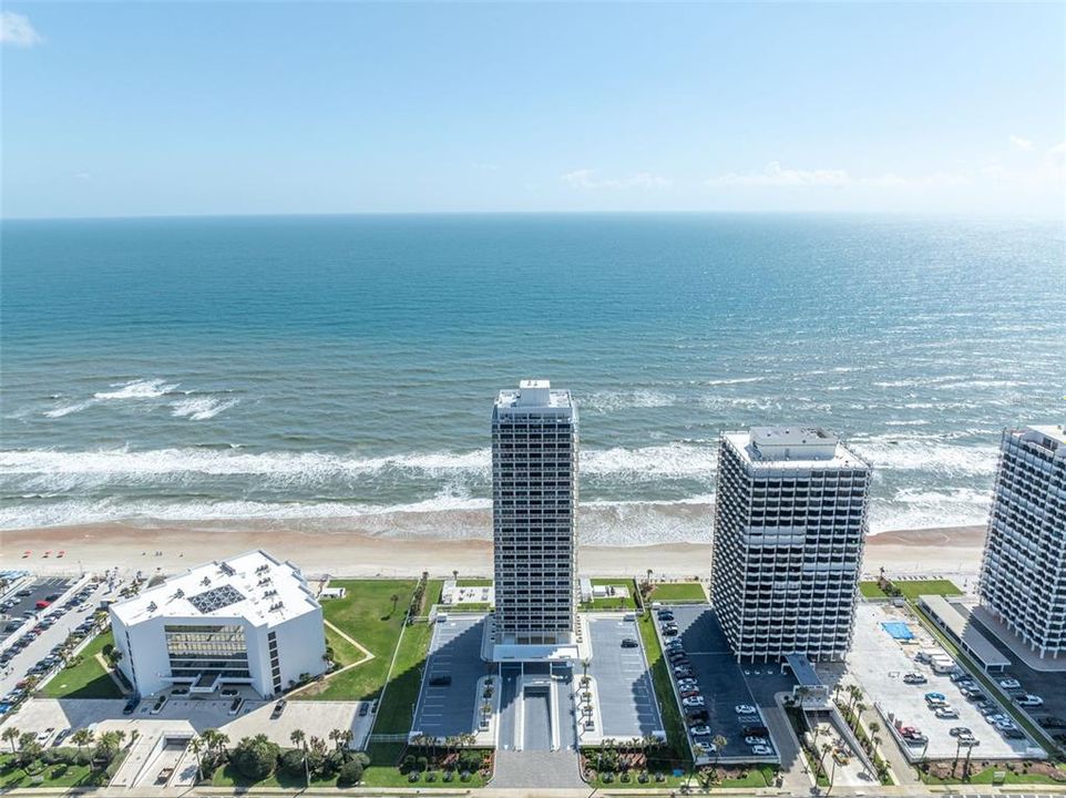 For Rent: $8,800 (4 beds, 4 baths, 3423 Square Feet)
