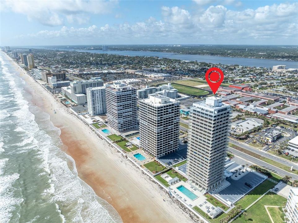 For Rent: $8,800 (4 beds, 4 baths, 3423 Square Feet)