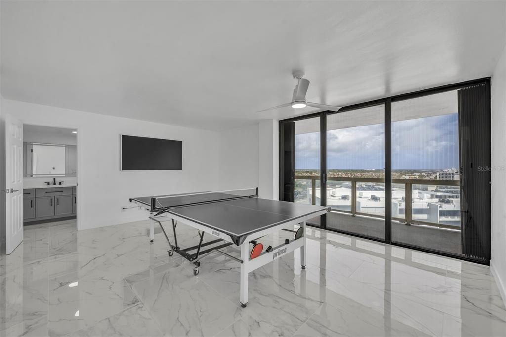 For Rent: $8,800 (4 beds, 4 baths, 3423 Square Feet)