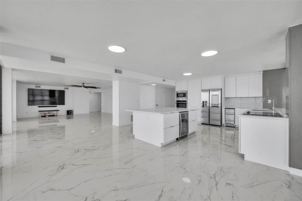 For Rent: $8,800 (4 beds, 4 baths, 3423 Square Feet)
