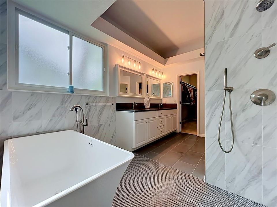 For Sale: $710,000 (4 beds, 2 baths, 2350 Square Feet)