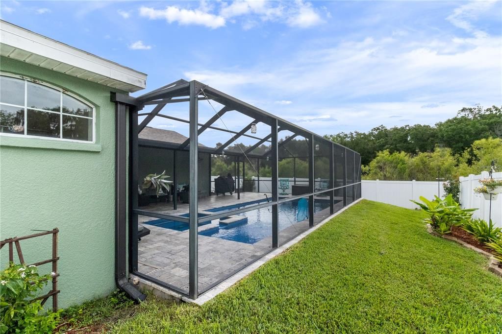 For Sale: $449,990 (3 beds, 2 baths, 2292 Square Feet)
