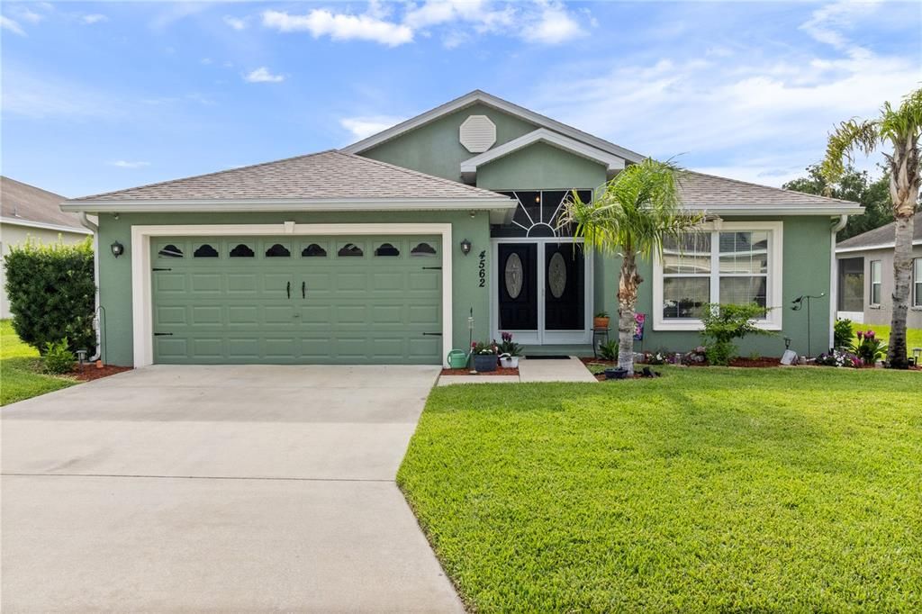 For Sale: $449,990 (3 beds, 2 baths, 2292 Square Feet)
