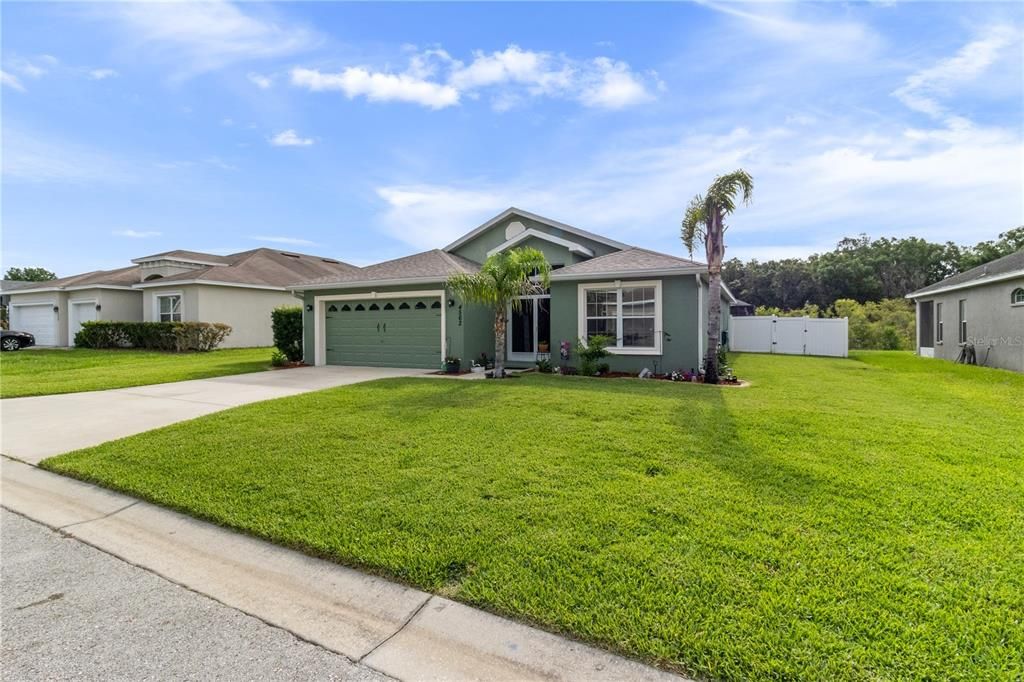 For Sale: $449,990 (3 beds, 2 baths, 2292 Square Feet)