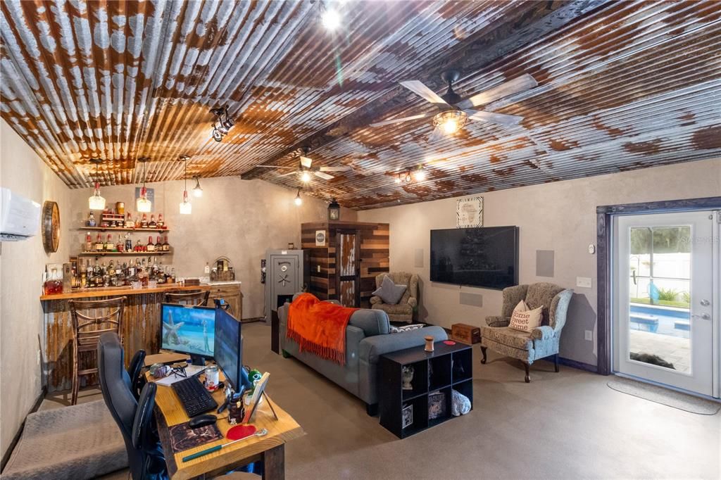 For Sale: $449,990 (3 beds, 2 baths, 2292 Square Feet)
