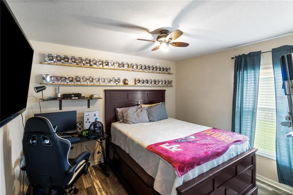 For Sale: $449,990 (3 beds, 2 baths, 2292 Square Feet)