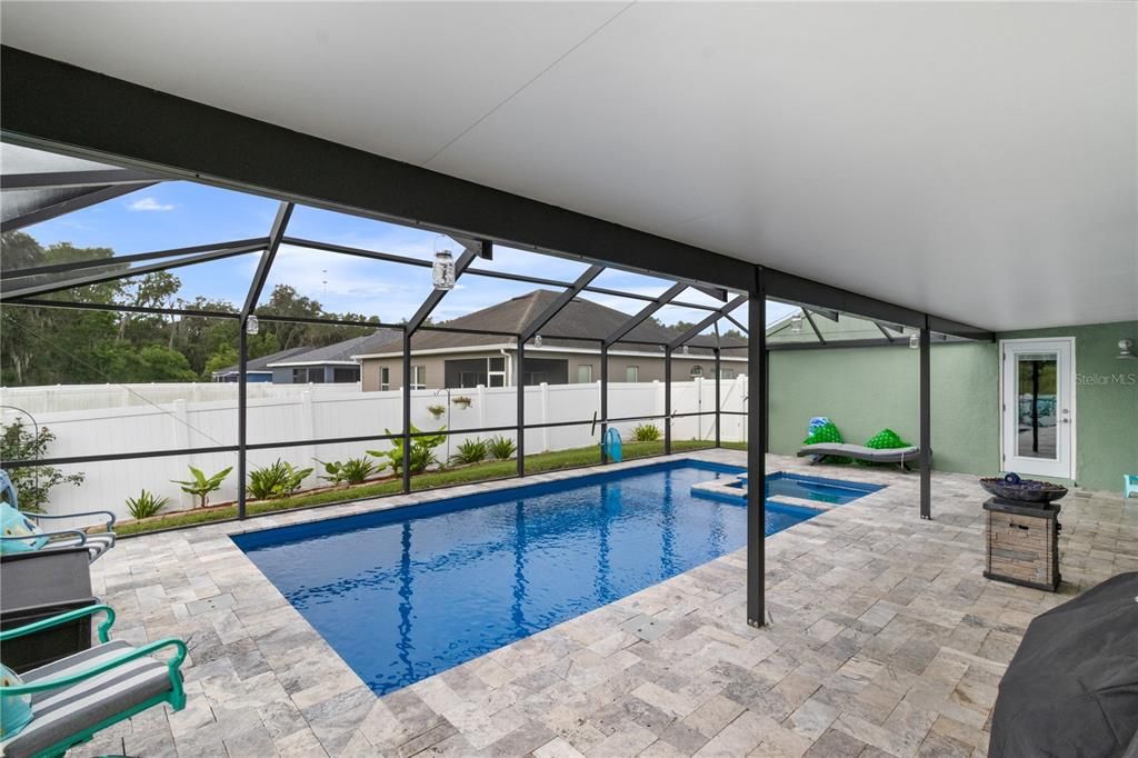 For Sale: $449,990 (3 beds, 2 baths, 2292 Square Feet)