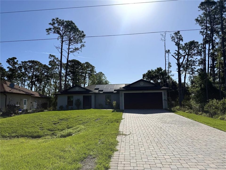 For Sale: $275,000 (3 beds, 2 baths, 1463 Square Feet)