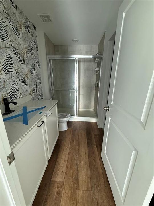 For Sale: $275,000 (3 beds, 2 baths, 1463 Square Feet)