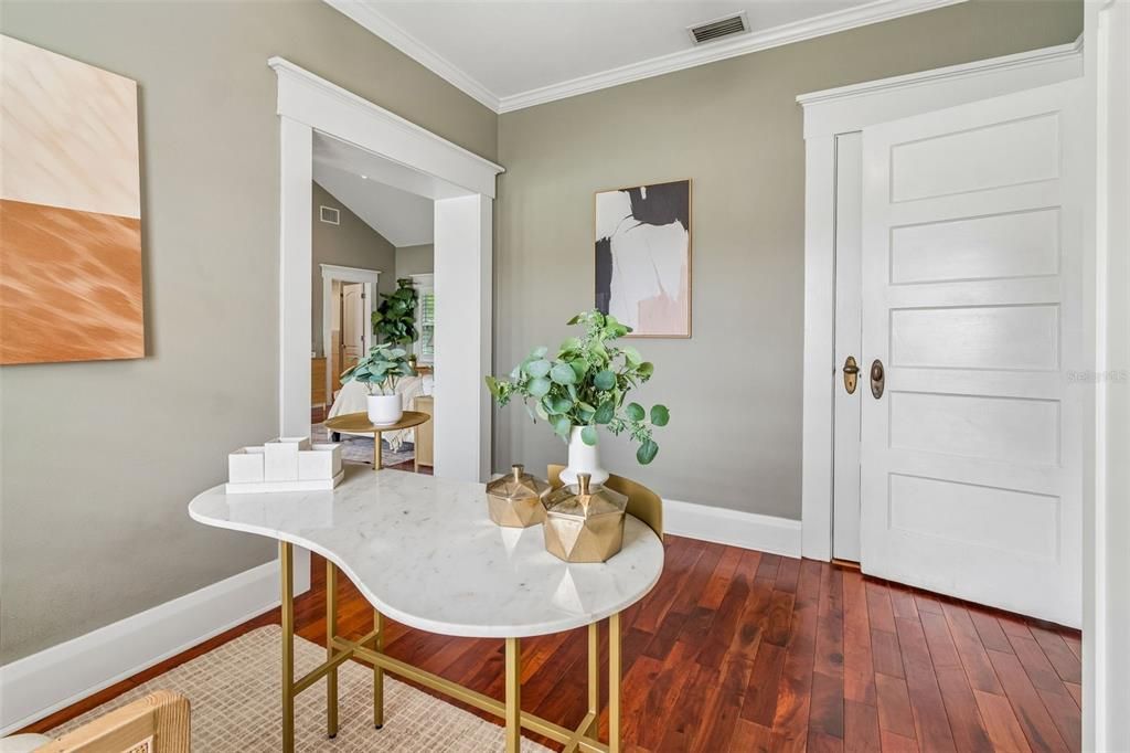For Sale: $1,250,000 (3 beds, 3 baths, 2114 Square Feet)
