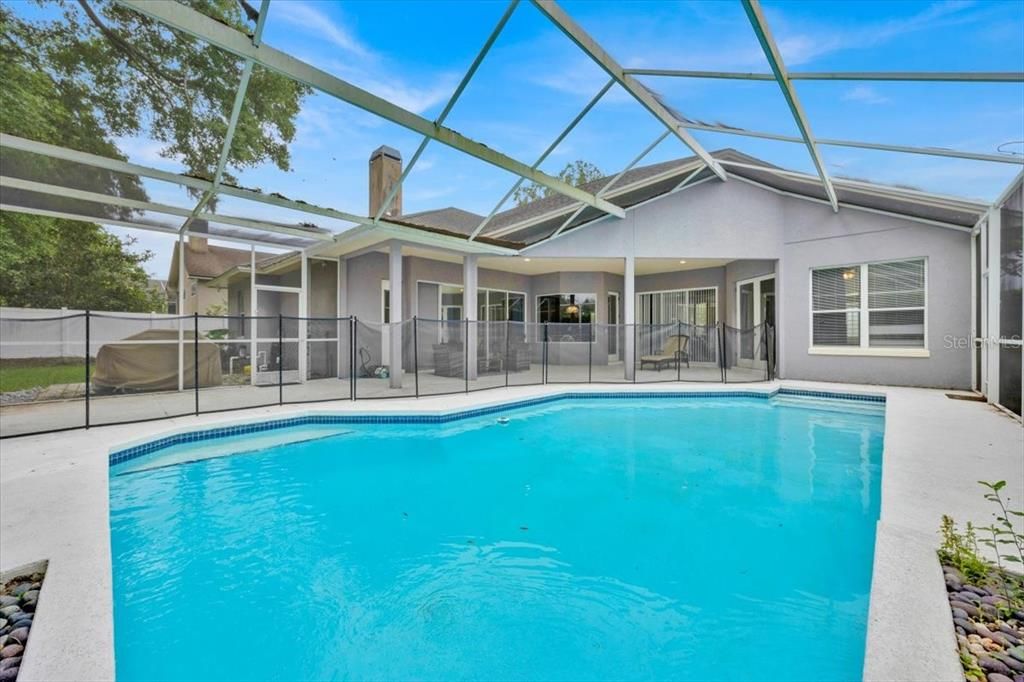 For Sale: $600,000 (4 beds, 3 baths, 2664 Square Feet)