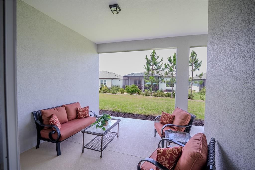 For Sale: $412,214 (2 beds, 2 baths, 2116 Square Feet)