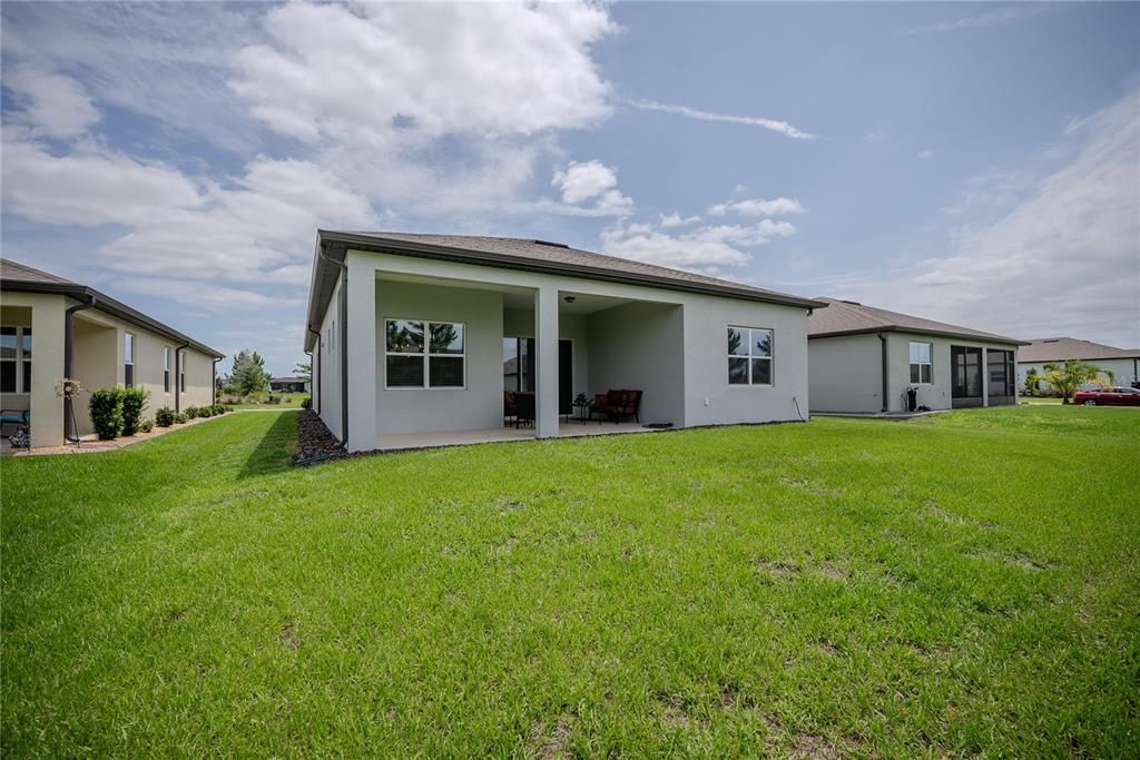 For Sale: $412,214 (2 beds, 2 baths, 2116 Square Feet)