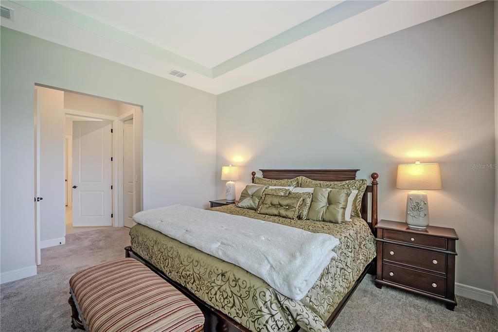For Sale: $412,214 (2 beds, 2 baths, 2116 Square Feet)