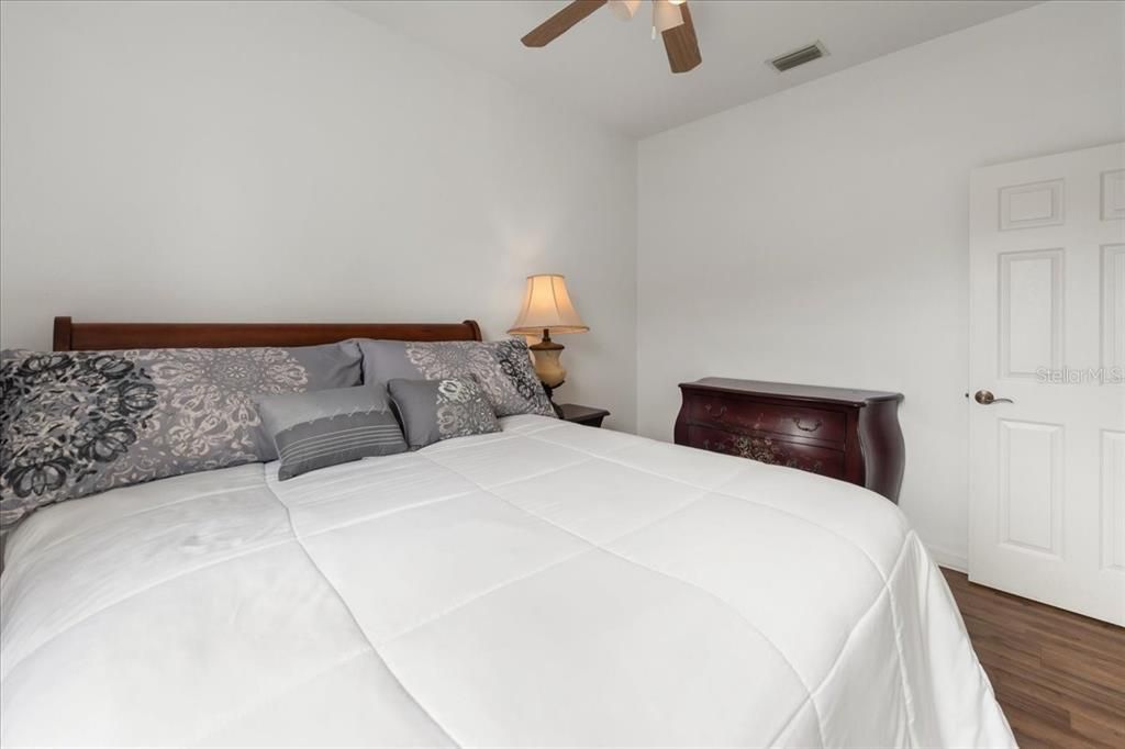For Sale: $439,000 (3 beds, 2 baths, 1598 Square Feet)