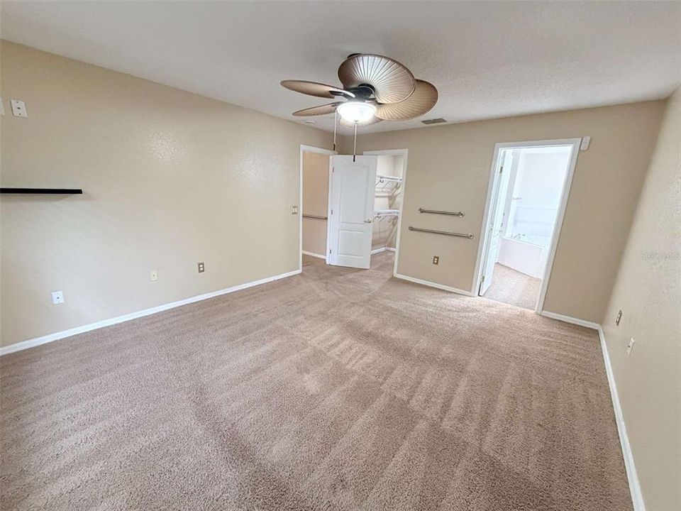 For Rent: $1,995 (3 beds, 2 baths, 1393 Square Feet)