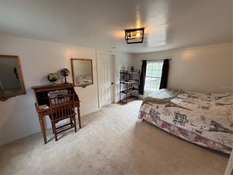 For Sale: $349,900 (4 beds, 2 baths, 1428 Square Feet)