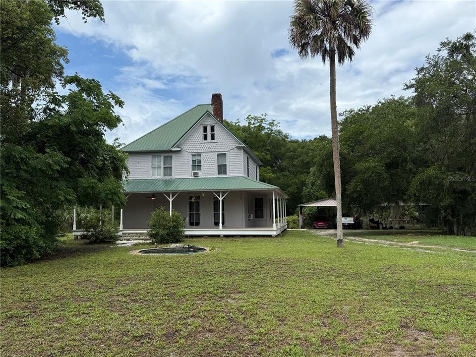 For Sale: $349,900 (4 beds, 2 baths, 1428 Square Feet)