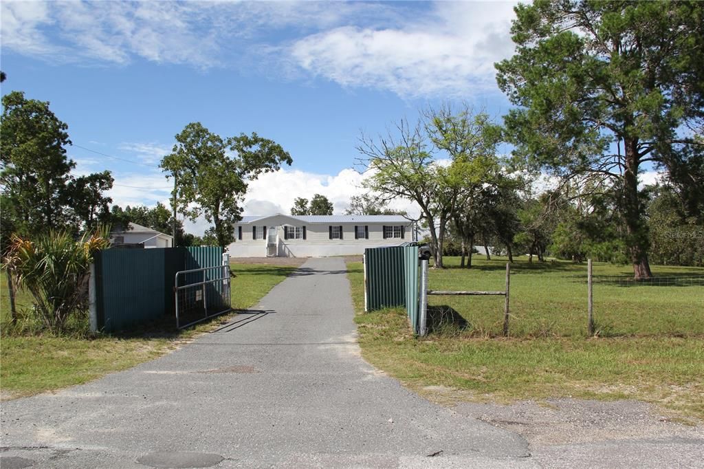 For Sale: $399,000 (3 beds, 2 baths, 2170 Square Feet)