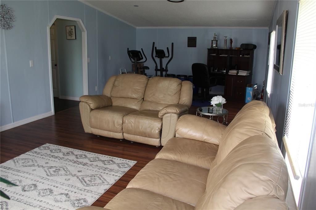 For Sale: $399,000 (3 beds, 2 baths, 2170 Square Feet)