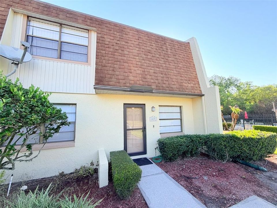 For Rent: $1,395 (2 beds, 1 baths, 662 Square Feet)