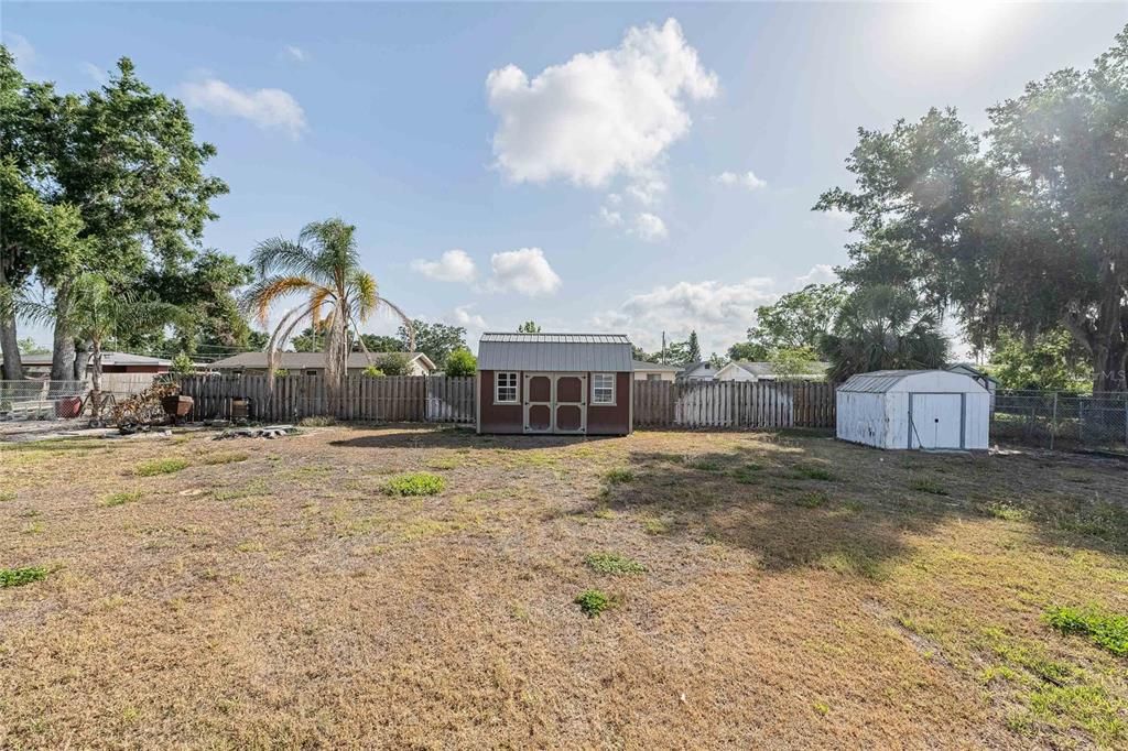 For Sale: $298,000 (5 beds, 3 baths, 1632 Square Feet)