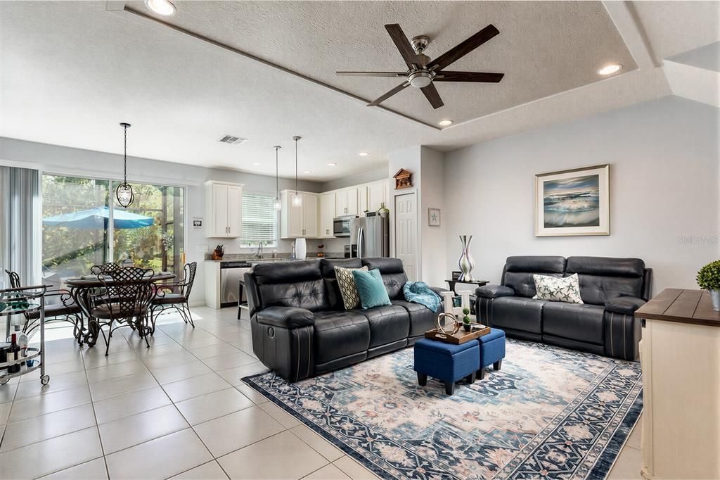 For Sale: $340,000 (3 beds, 2 baths, 1648 Square Feet)