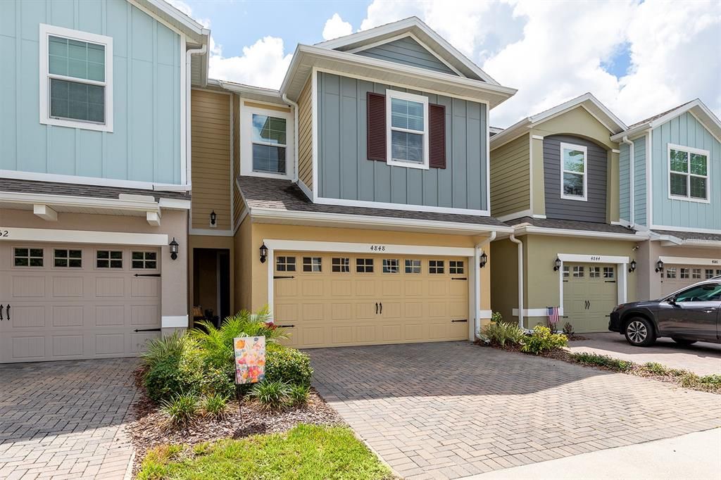 For Sale: $340,000 (3 beds, 2 baths, 1648 Square Feet)