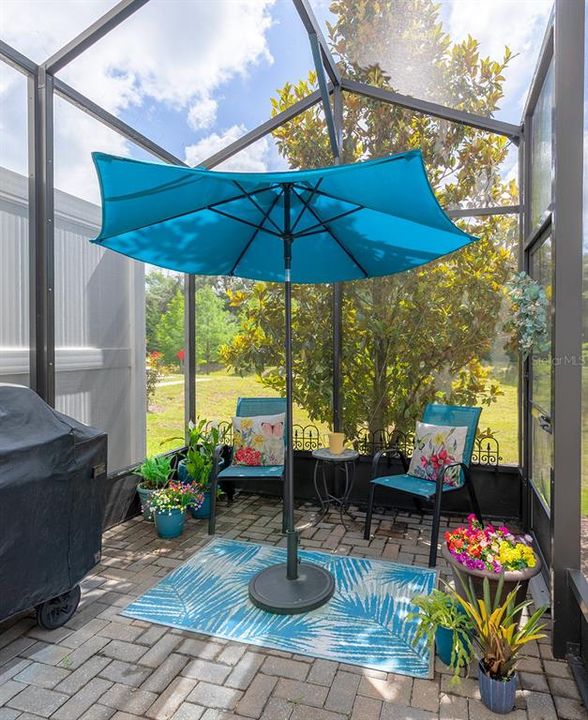For Sale: $340,000 (3 beds, 2 baths, 1648 Square Feet)