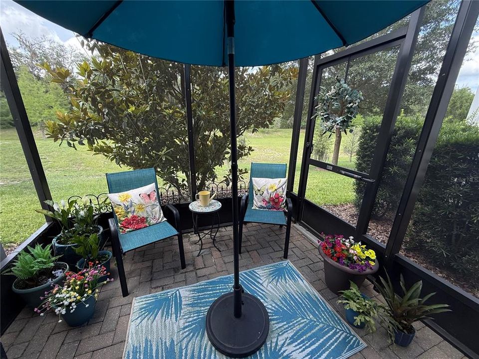 For Sale: $340,000 (3 beds, 2 baths, 1648 Square Feet)