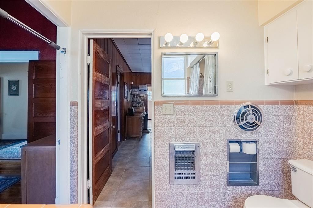 For Sale: $500,000 (3 beds, 3 baths, 2988 Square Feet)