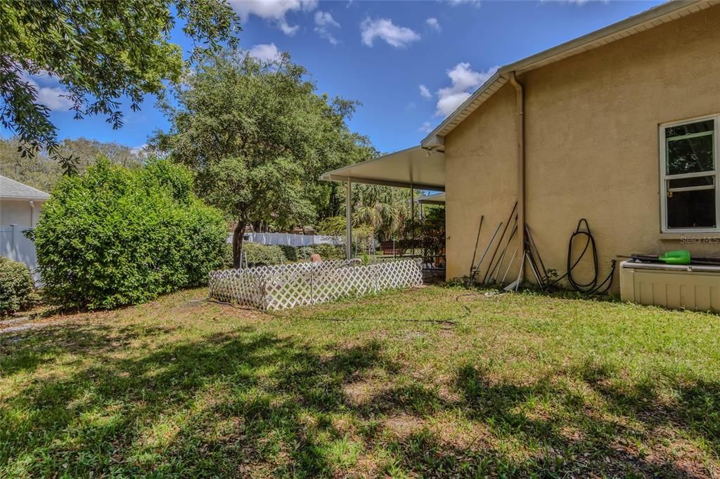 En Venta: $405,000 (4 camas, 2 baños, 2550 Pies cuadrados)