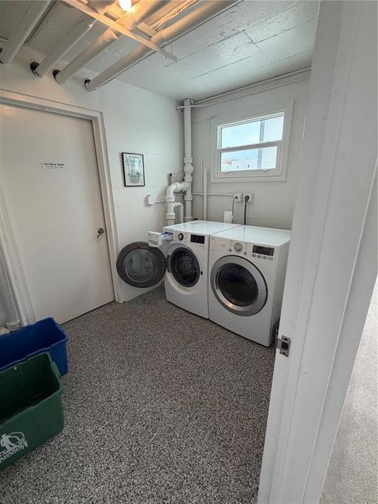 For Rent: $3,000 (2 beds, 2 baths, 1055 Square Feet)