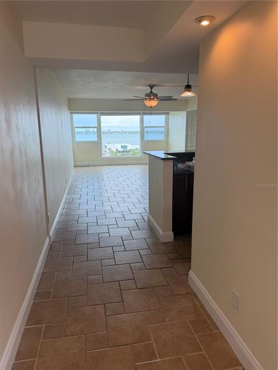 For Rent: $3,000 (2 beds, 2 baths, 1055 Square Feet)