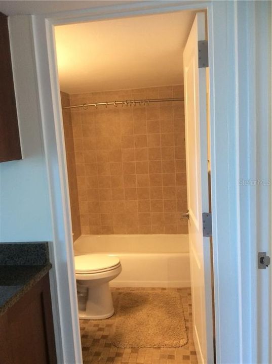 For Rent: $3,000 (2 beds, 2 baths, 1055 Square Feet)