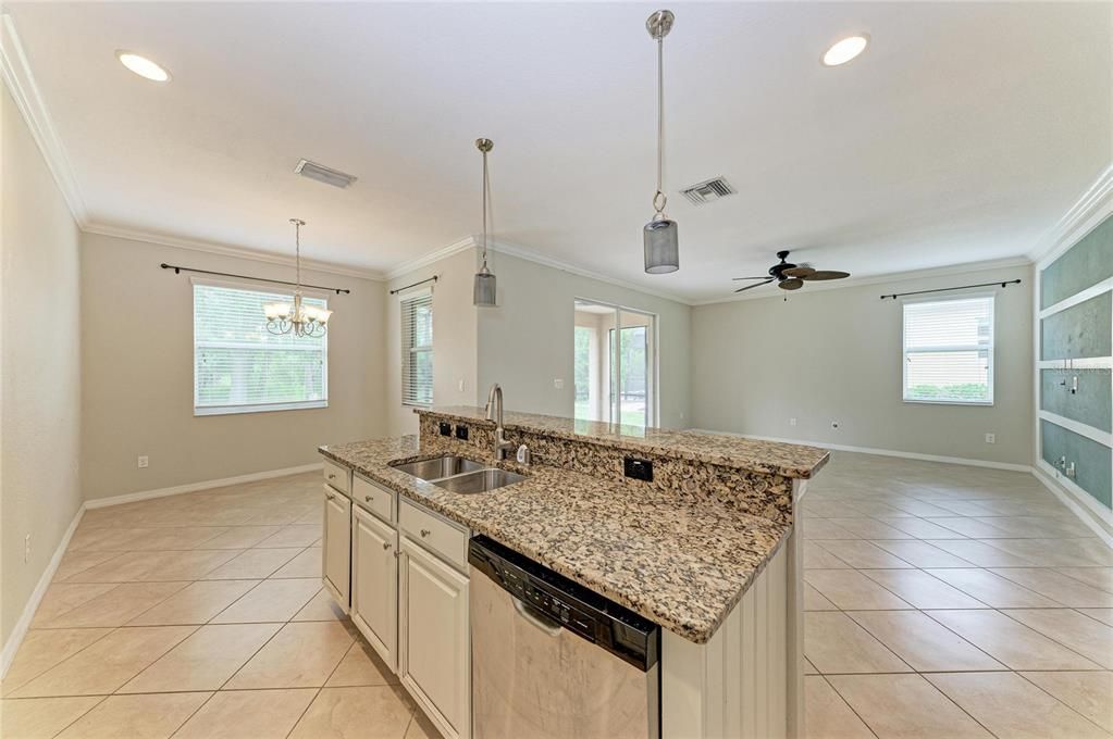 For Sale: $469,500 (3 beds, 2 baths, 2002 Square Feet)