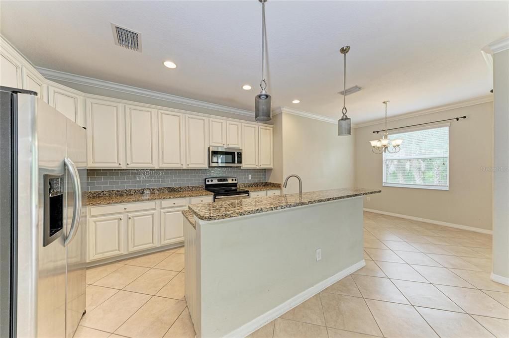 For Sale: $469,500 (3 beds, 2 baths, 2002 Square Feet)
