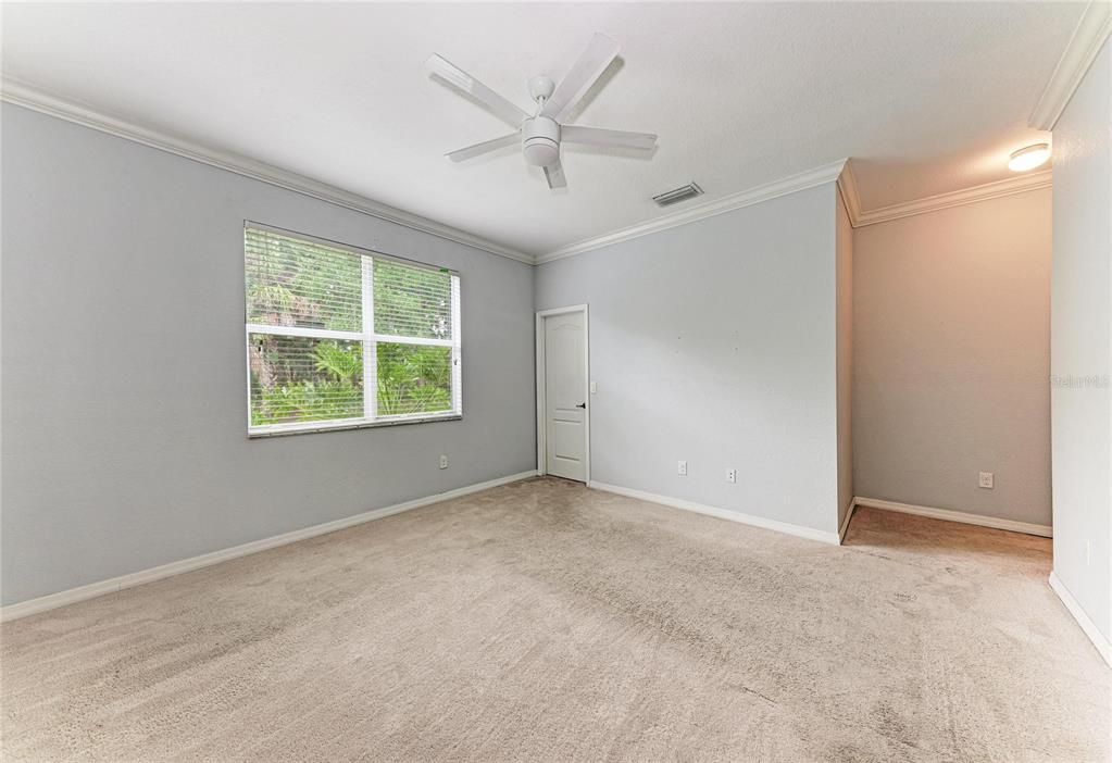 For Sale: $469,500 (3 beds, 2 baths, 2002 Square Feet)