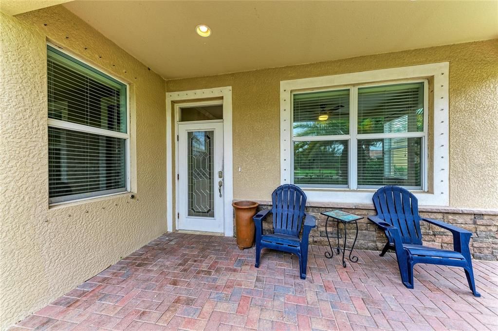 For Sale: $469,500 (3 beds, 2 baths, 2002 Square Feet)