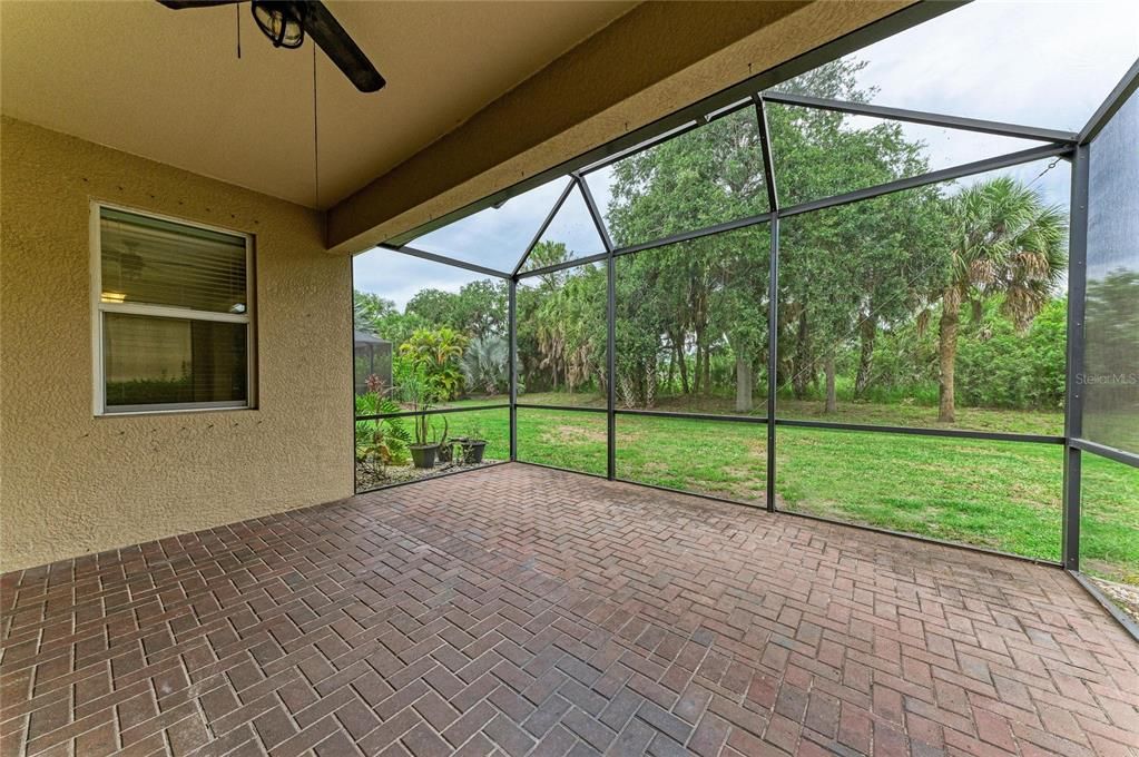 For Sale: $469,500 (3 beds, 2 baths, 2002 Square Feet)