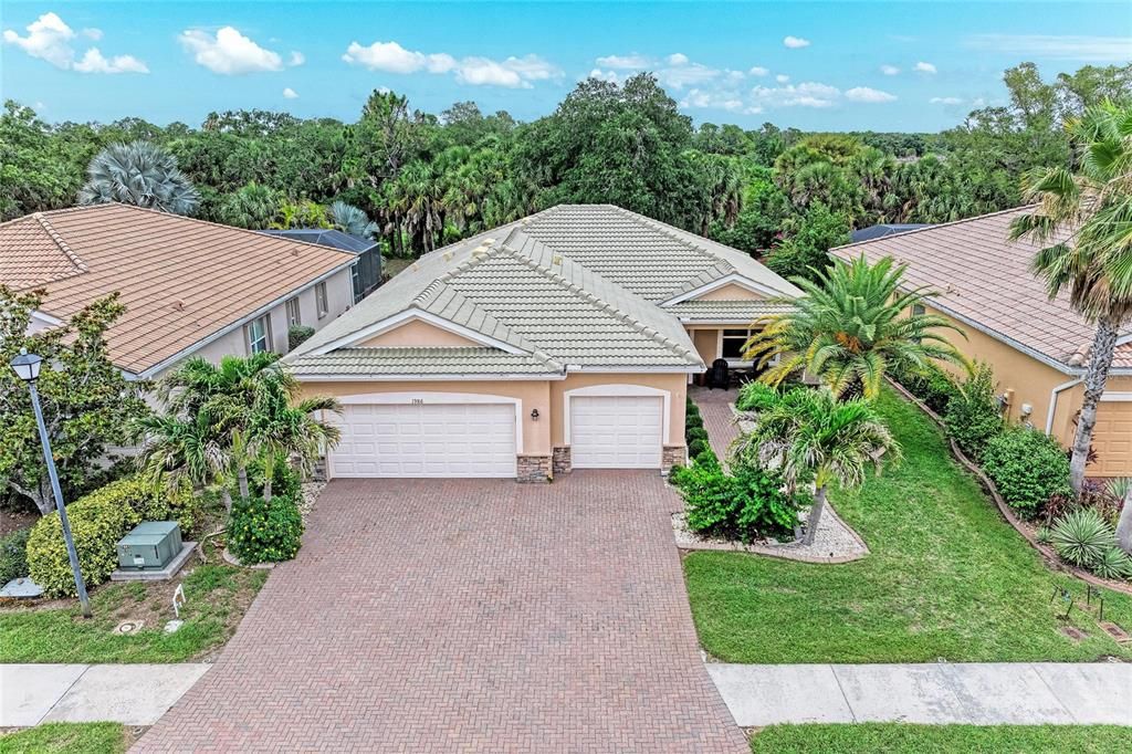 For Sale: $469,500 (3 beds, 2 baths, 2002 Square Feet)