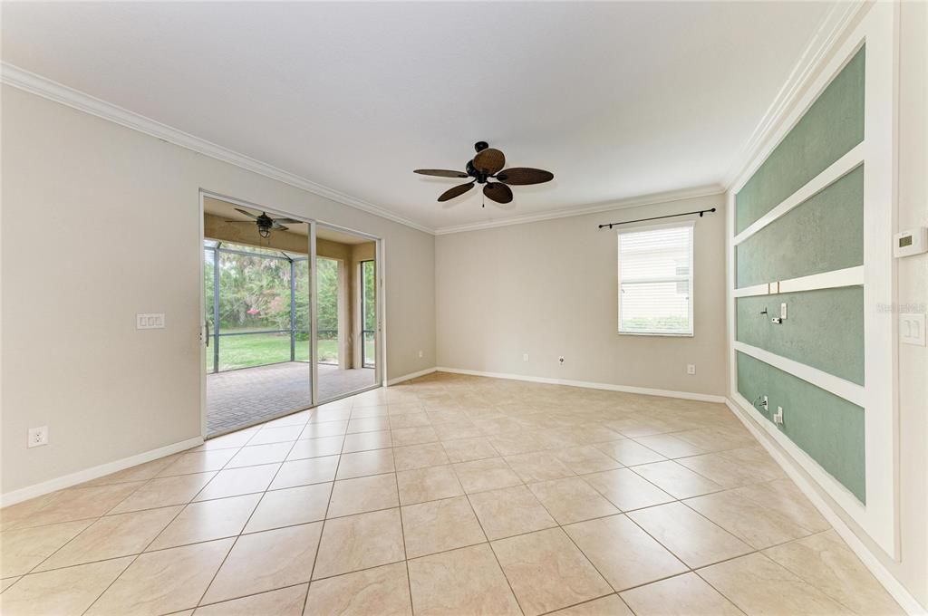 For Sale: $469,500 (3 beds, 2 baths, 2002 Square Feet)