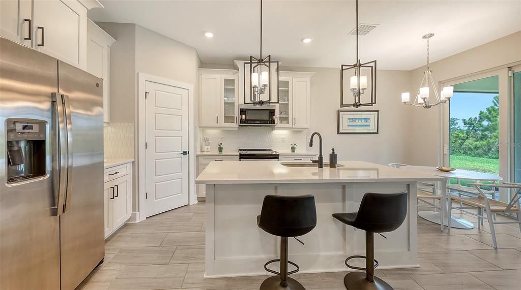 For Rent: $3,400 (3 beds, 2 baths, 1466 Square Feet)