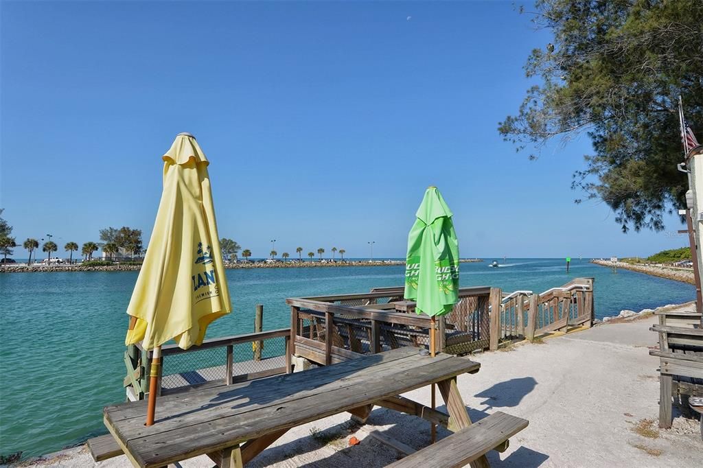 For Rent: $3,400 (3 beds, 2 baths, 1466 Square Feet)