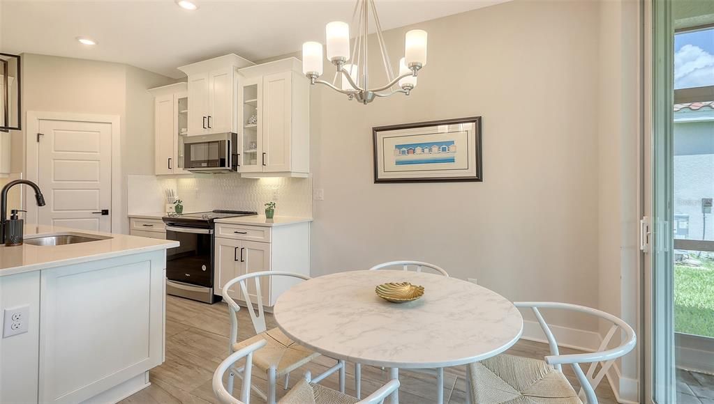 For Rent: $3,400 (3 beds, 2 baths, 1466 Square Feet)