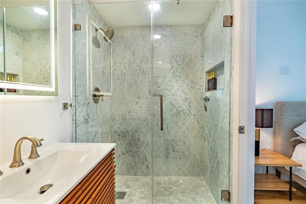 For Rent: $3,500 (5 beds, 3 baths, 2523 Square Feet)