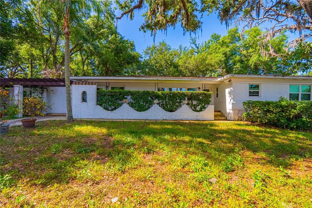 For Rent: $3,500 (5 beds, 3 baths, 2523 Square Feet)