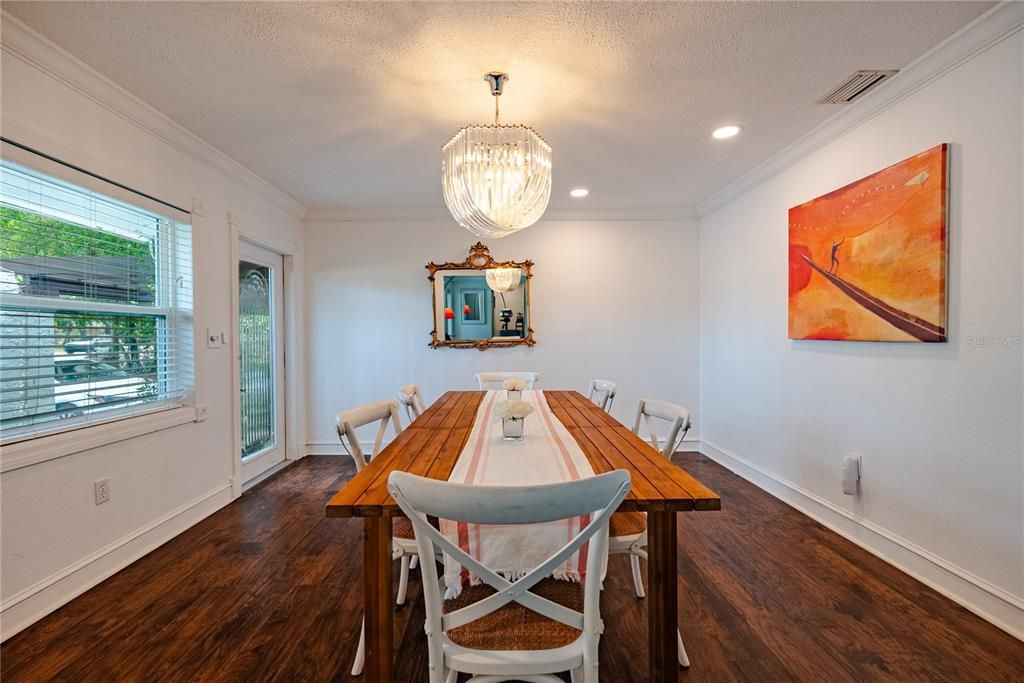 For Rent: $3,500 (5 beds, 3 baths, 2523 Square Feet)