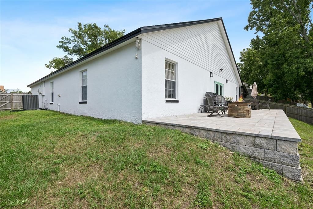 For Sale: $430,000 (4 beds, 2 baths, 2067 Square Feet)